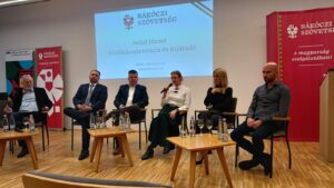 A Halzl József Emlékkonferencián a kárpátaljai fiatalok helyzete is középpontba került