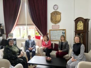 Фахове обговорення актуальних питань дослідження KOMP